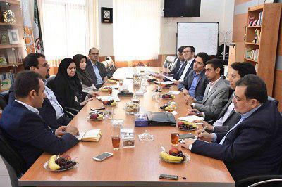 دیدار اعضای شورای شهر شیراز با مسئولان اداره‌کل کتابخانه‌های عمومی فارس