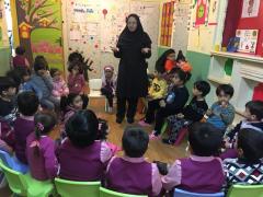 برگزاری نشست قصه گویی در مهد کودک شهر قصه  ورامین